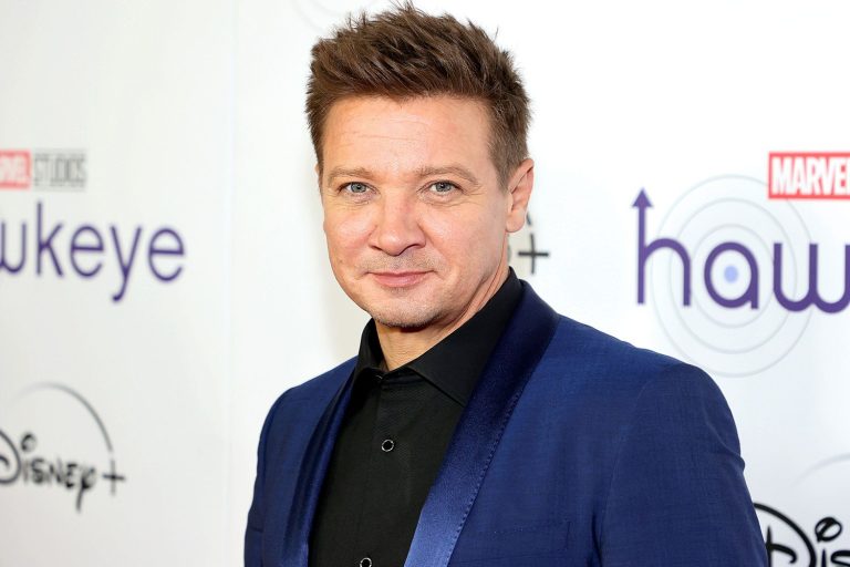 Jeremy Renner: Biography, Life, Career, and Impact